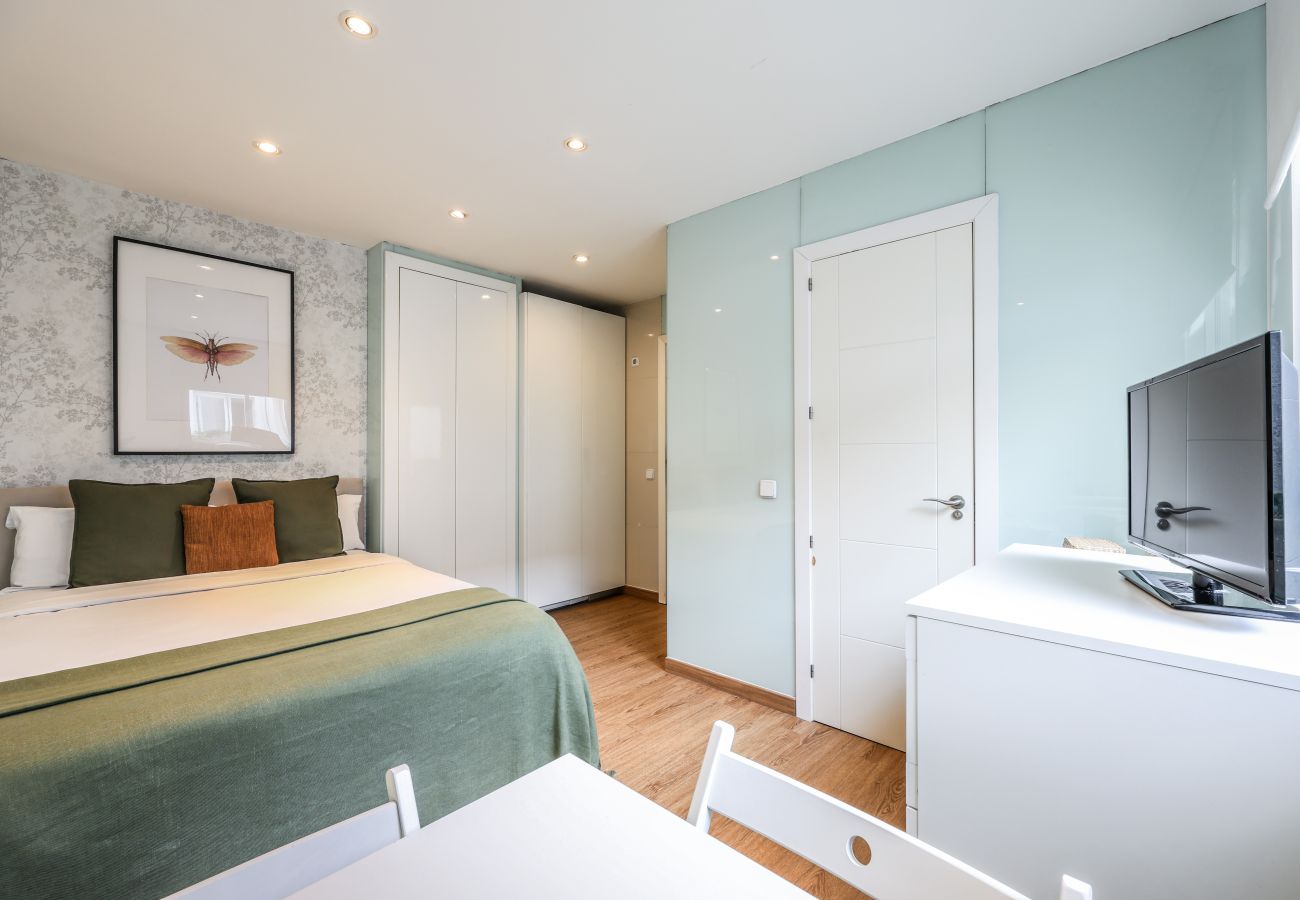 Aparthotel in Madrid - Loft in Gran Via -5º No Elevator-SB3