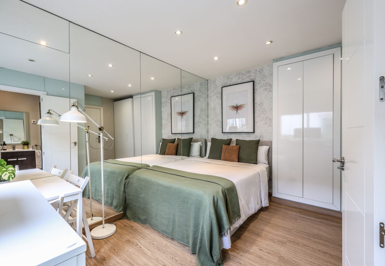 Aparthotel in Madrid - Loft in Gran Via -5º No Elevator-SB3