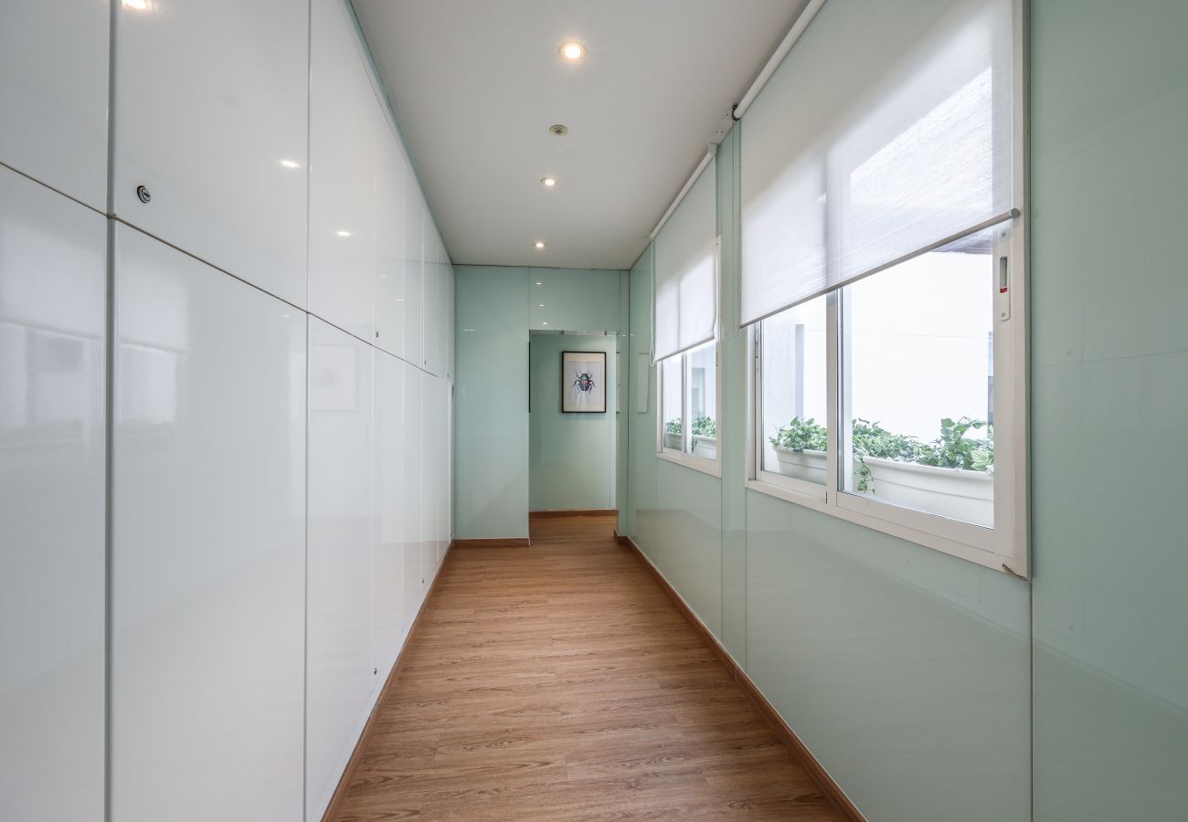 Aparthotel in Madrid - Loft in Gran Via -5º No Elevator-SB3