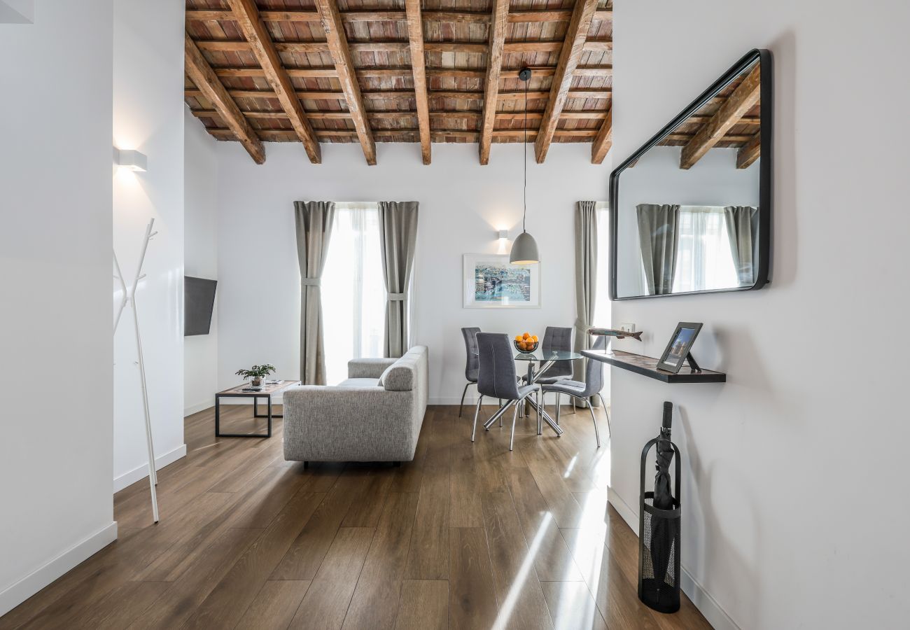 Studio in Valencia / València - Beautiful renovated studio penthouse