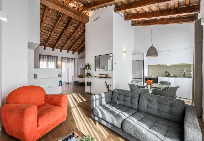 Studio in Valencia -  Spectacular renovated studio penthouse