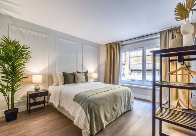 Aparthotel in Madrid - Spectacular design apartment in the center SB 1