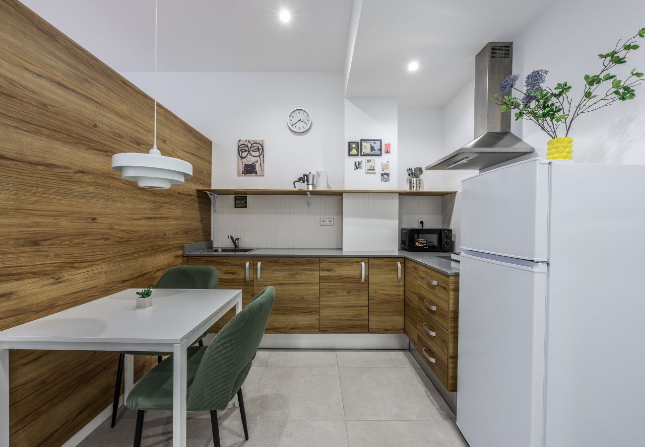 Studio in Valencia / València - NEW Studio near to the beach 2C