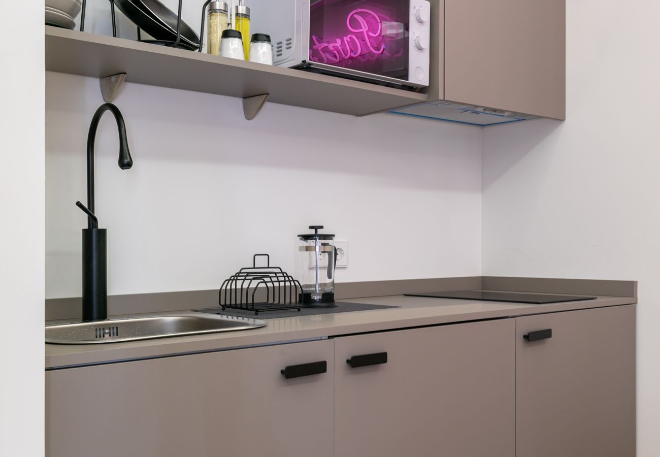 Aparthotel in Madrid - Nice studio 100 meters from Plaza de Callao