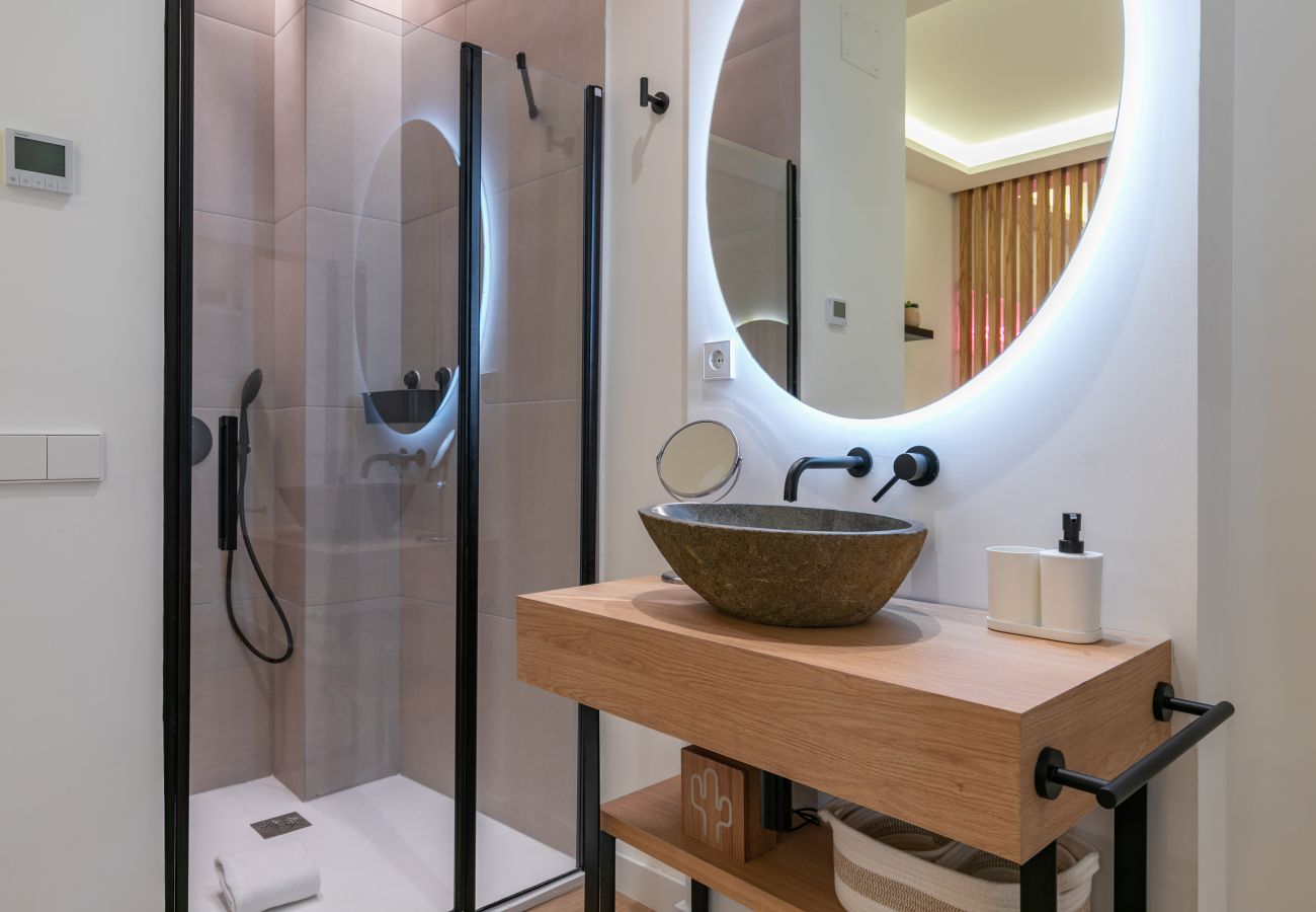 Aparthotel in Madrid - Nice studio 100 meters from Plaza de Callao