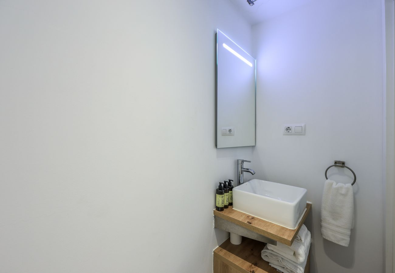 Aparthotel in Madrid - Cozy and modern studio in Callao