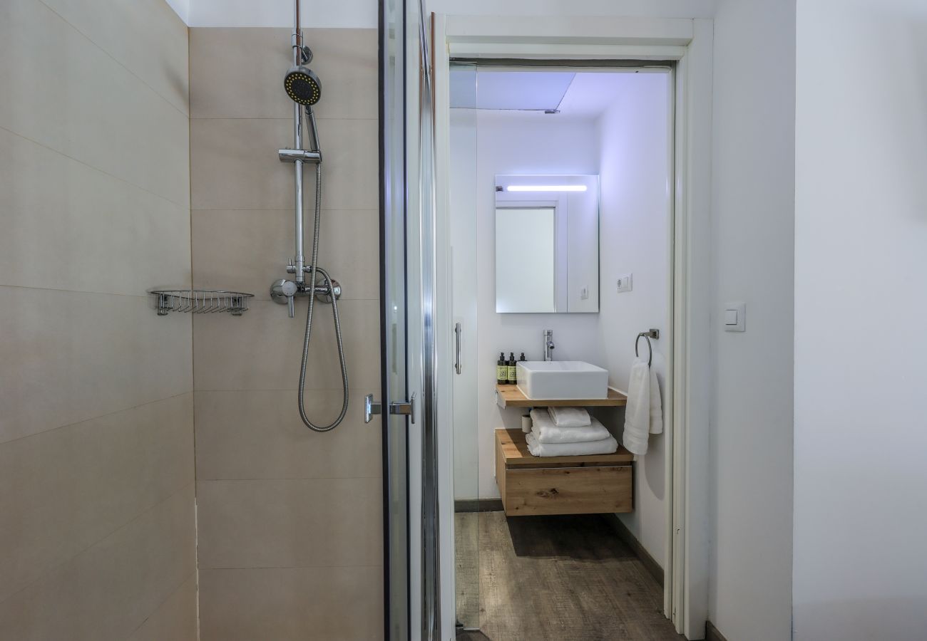 Aparthotel in Madrid - Cozy and modern studio in Callao