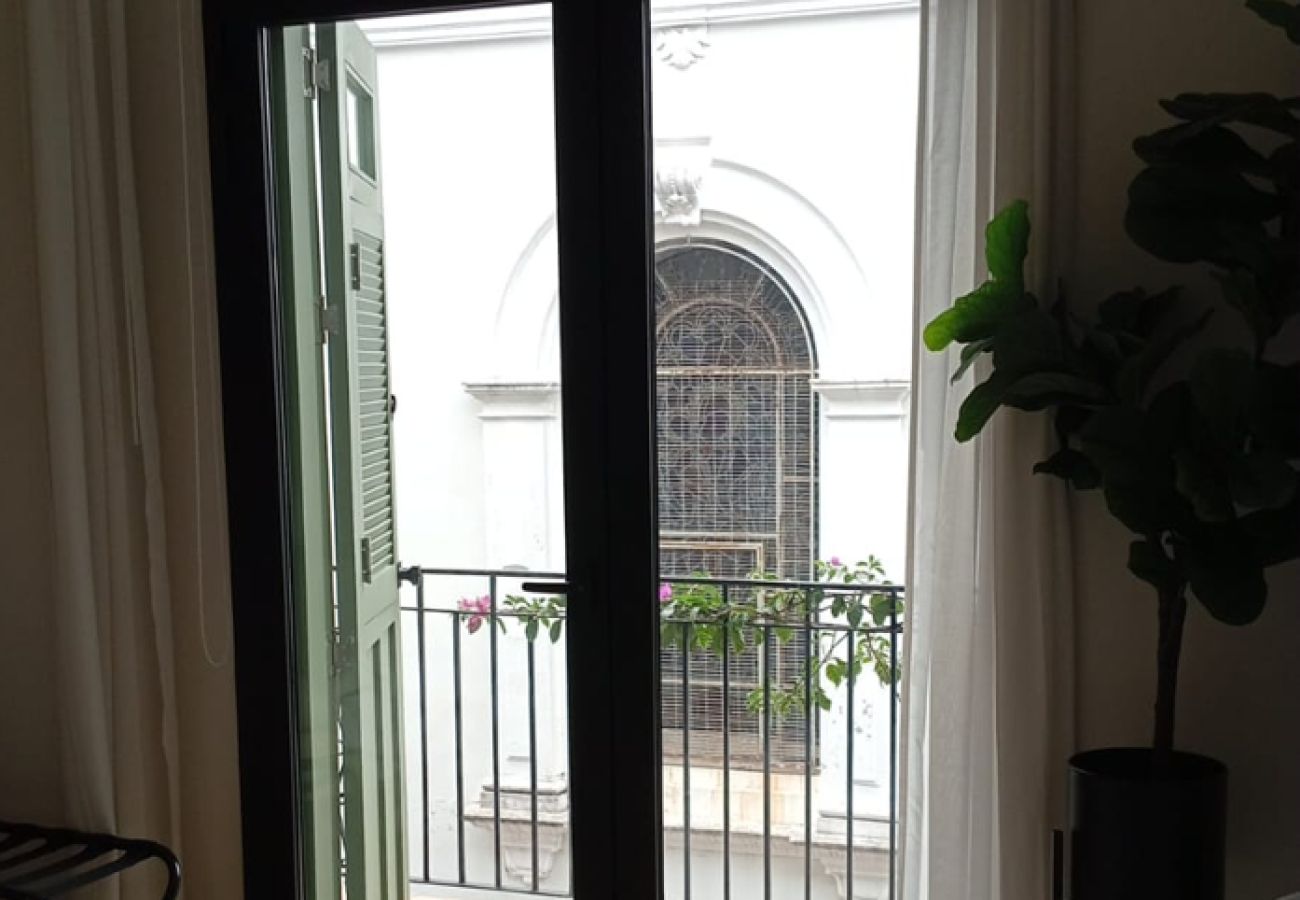 Studio in Ciudad de Panamá - Incredible design studio with pool, rooftop and patio Mari5