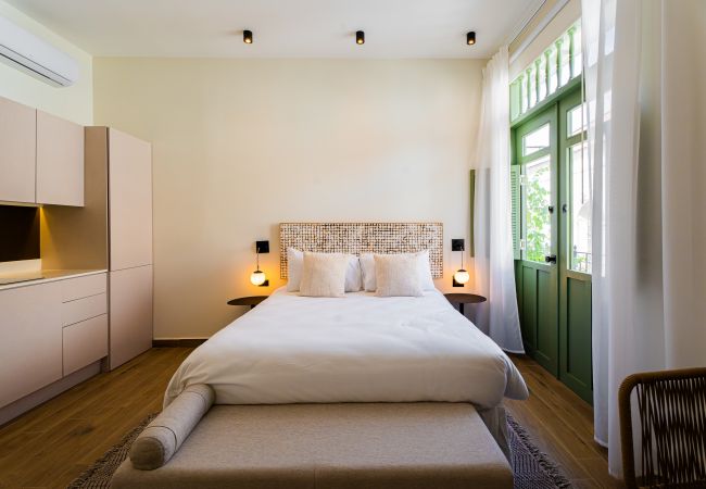 Studio in Ciudad de Panamá - Incredible design studio with pool, rooftop and patio in Boutique Hotel Mari7