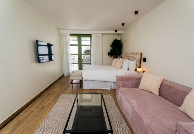 Studio in Ciudad de Panamá - Design studio with pool, rooftop and patio in Boutique Hotel Mari8