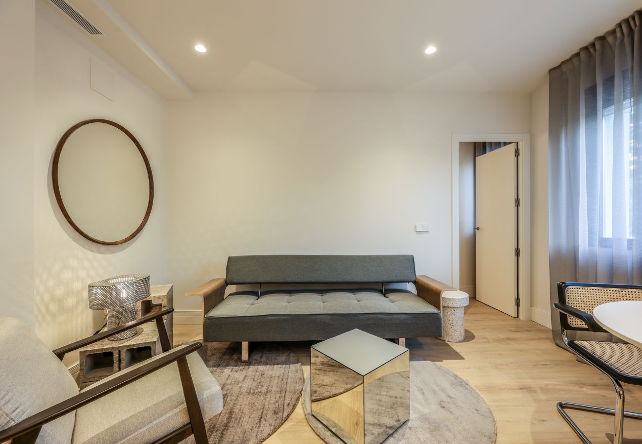 Apartment in Madrid - Modern apartment near the Royal Palace 04
