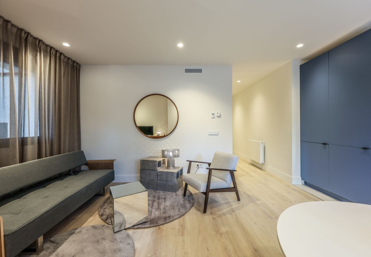 Apartment in Madrid - Modern apartment near the Royal Palace 05