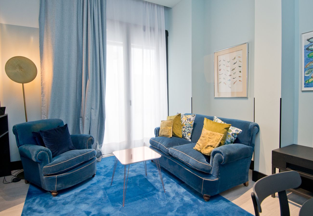 Apartment in Madrid - Design Apartment in Barrio de las Letras A1I