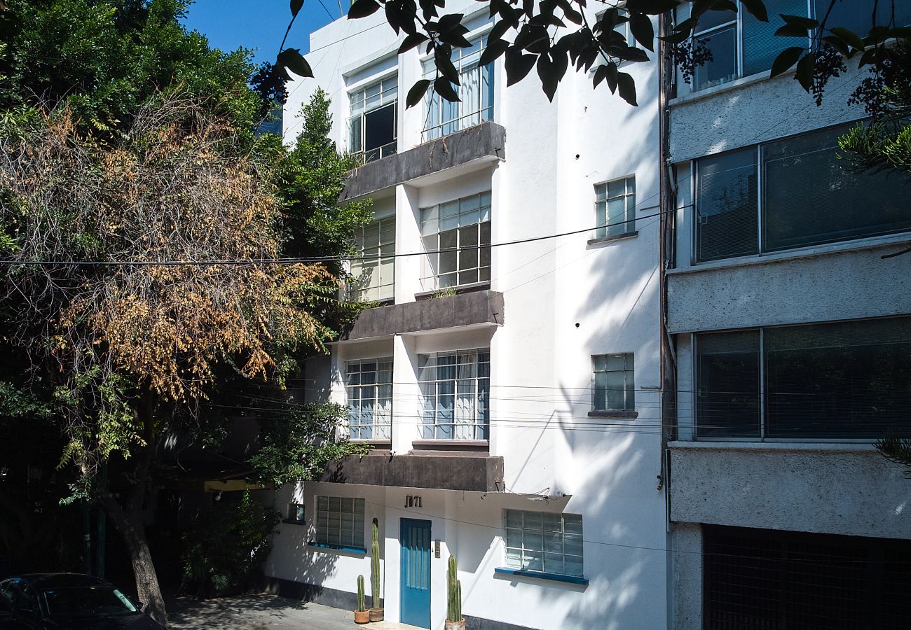 Apartment in Ciudad de México - Large & modern 2-bedroom apartment with kitchen C8