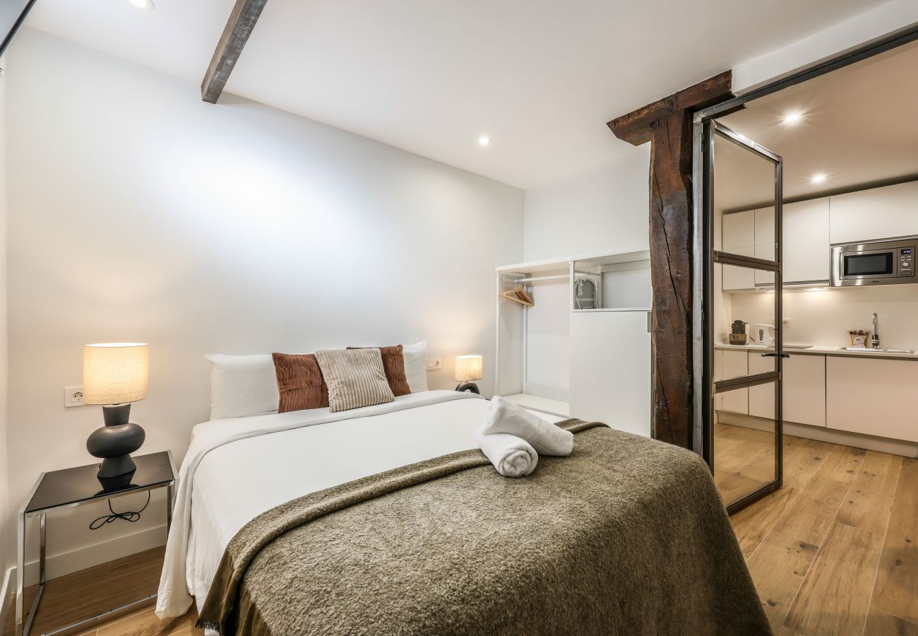 Apartment in Madrid - Modern 1bedroom  apartment - citycenter SOL (P1A)