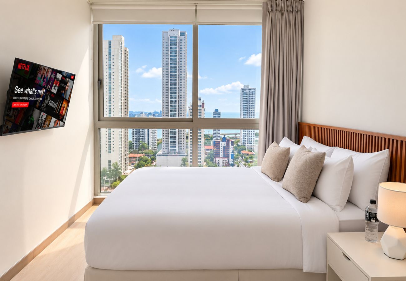 Apartment in Ciudad de Panamá - Three-bedroom apartment with ocean views, pool, gym C20C 