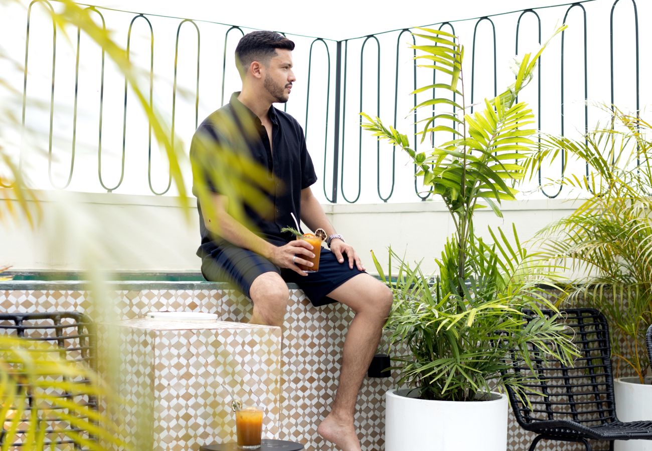 Rent by room in Ciudad de Panamá - Balcony Superior Duplex with communal pool Ma5