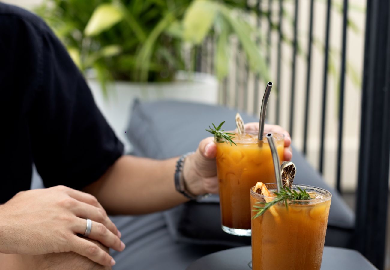 Rent by room in Ciudad de Panamá - Room Superior with communal pool Ma11