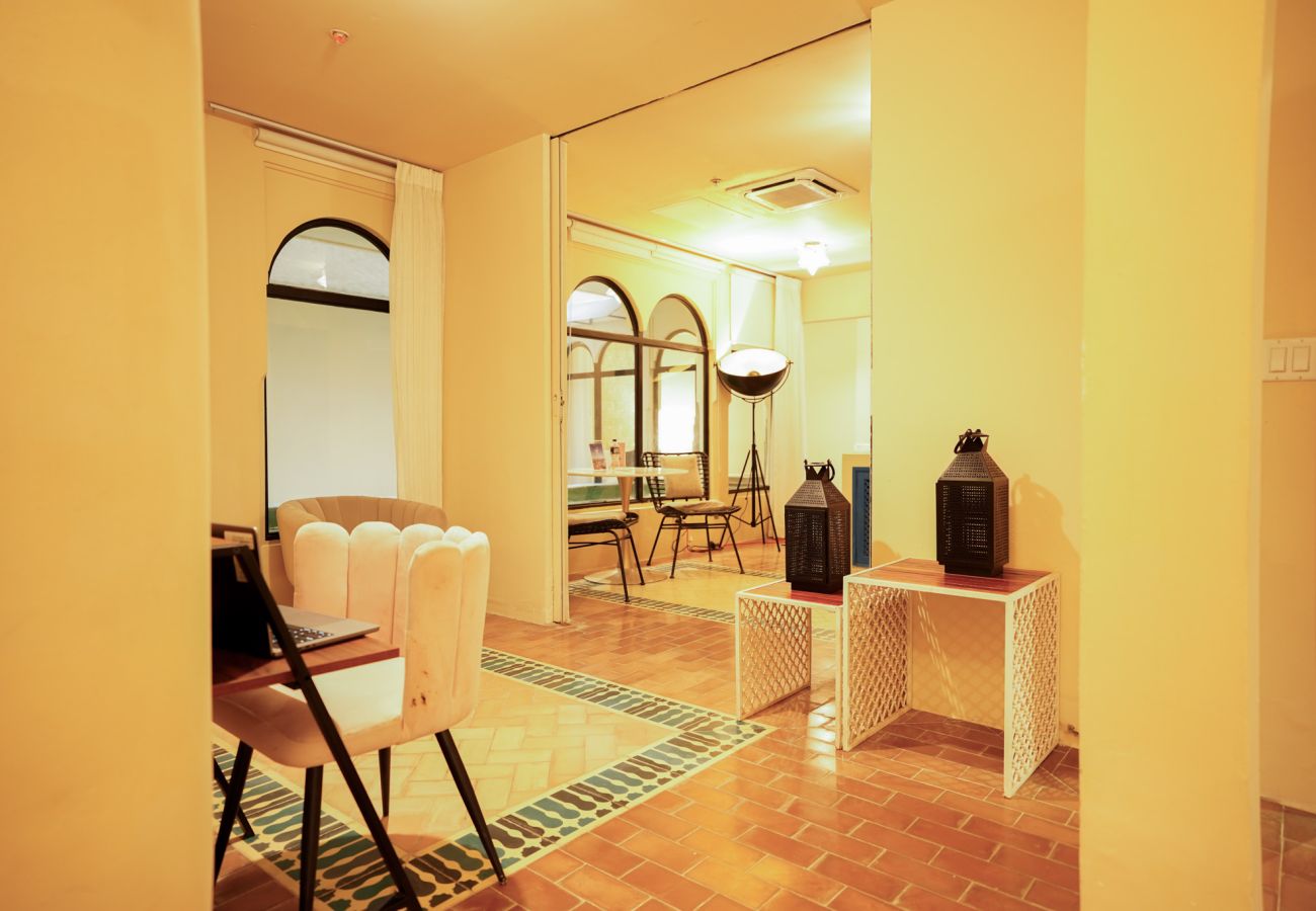 Rent by room in Ciudad de Panamá - Moroccan House - Private Pool - Location - Rooftop M1