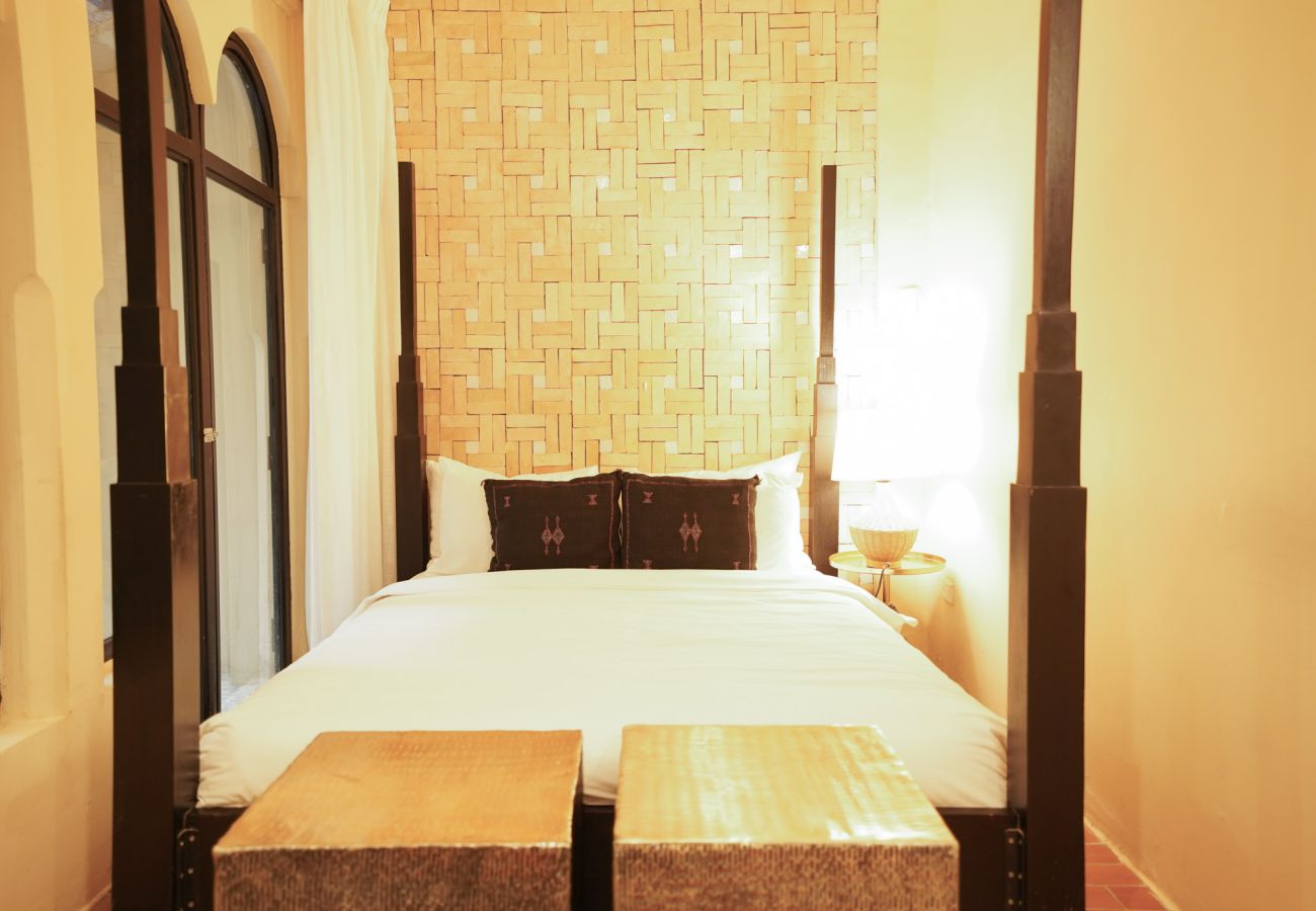 Rent by room in Ciudad de Panamá - Moroccan House - Private Pool - Location - Rooftop M1