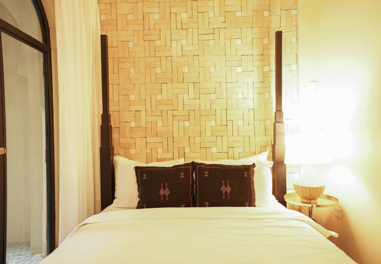 Rent by room in Ciudad de Panamá - Moroccan House - Private Pool - Location - Rooftop M1