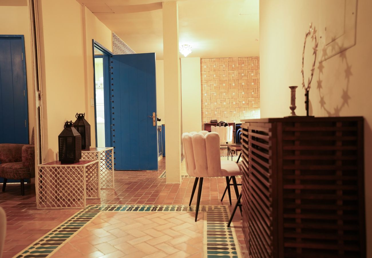 Rent by room in Ciudad de Panamá - Moroccan House - Private Pool - Location - Rooftop M1