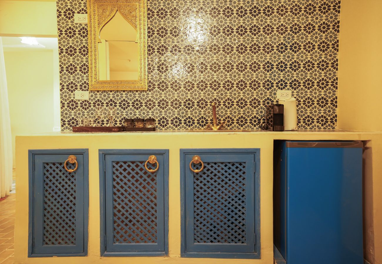 Rent by room in Ciudad de Panamá - Moroccan House - Private Pool - Location - Rooftop M1