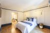 Aparthotel in Madrid - Stunning Designer Apartment on Gran Vía SB4