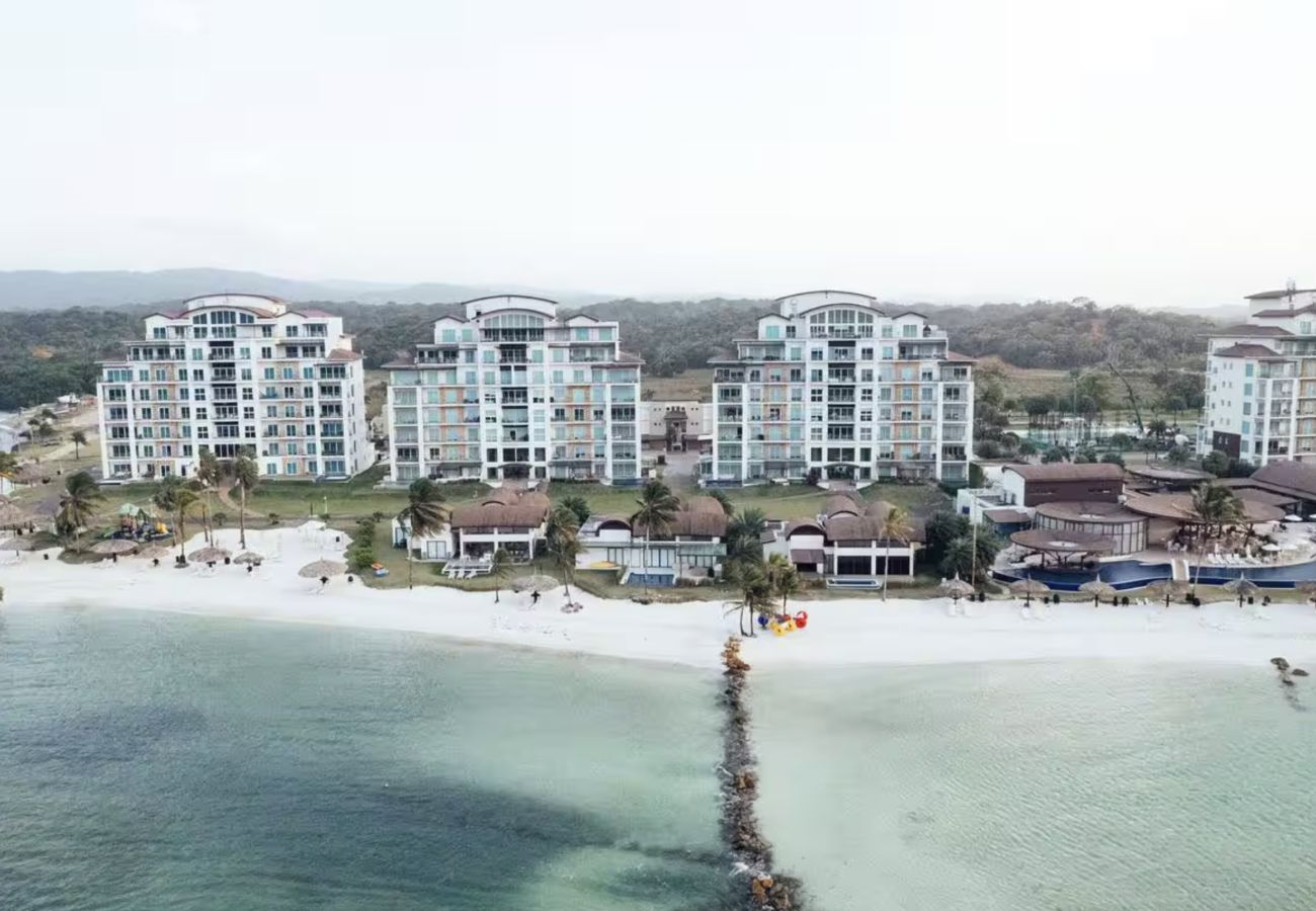 Apartment in Portobelo - 3BR Playa Escondida Resort - Family Friendly