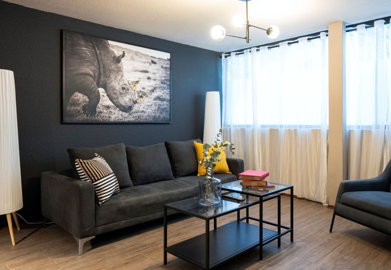 Apartment in Ciudad de México - 2BR Central & Modern – Family Friendly P4