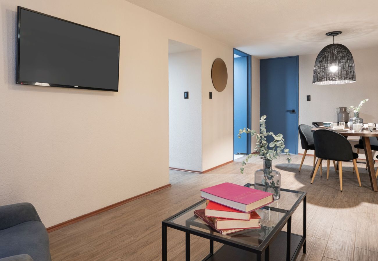 Apartment in Ciudad de México - 2BR Central & Modern – Family Friendly P4