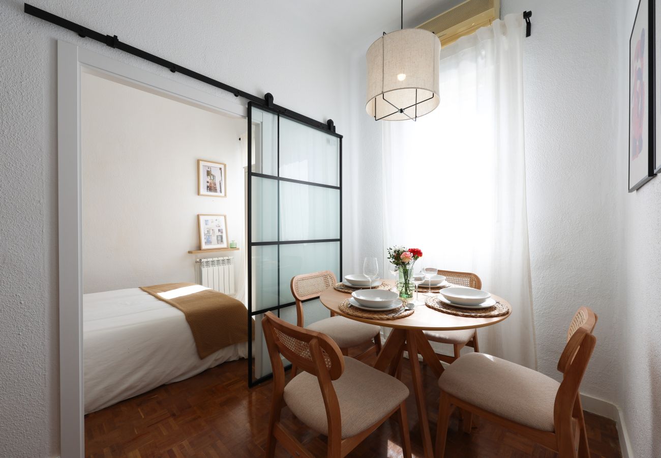 Apartment in Madrid - Cosy flat in Atocha station GL30