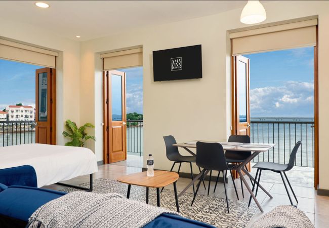 Studio in Ciudad de Panamá - 1BR Seaview and Beach Access F6