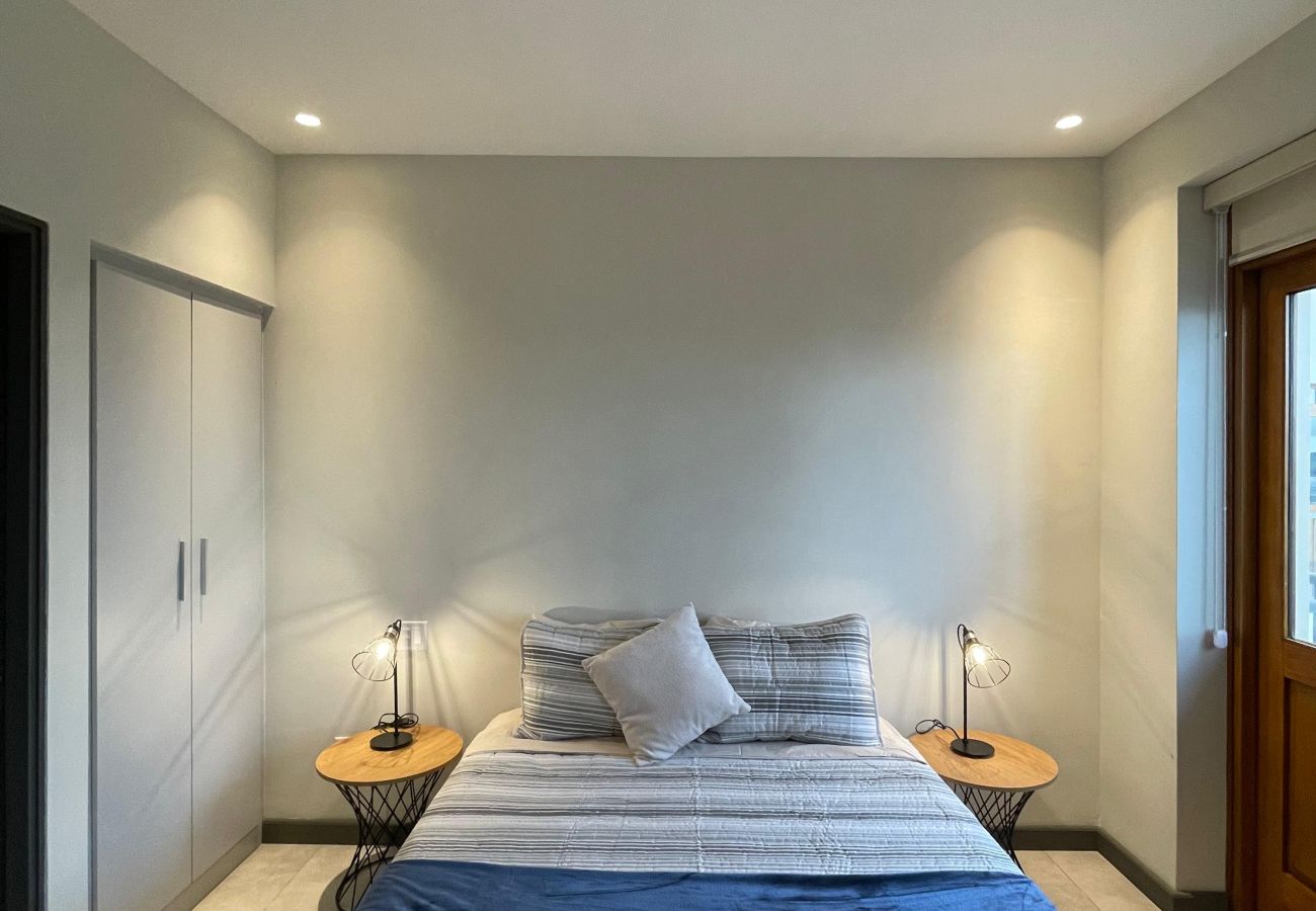 Studio in Ciudad de Panamá - 1BR Seaview and Beach Access F7