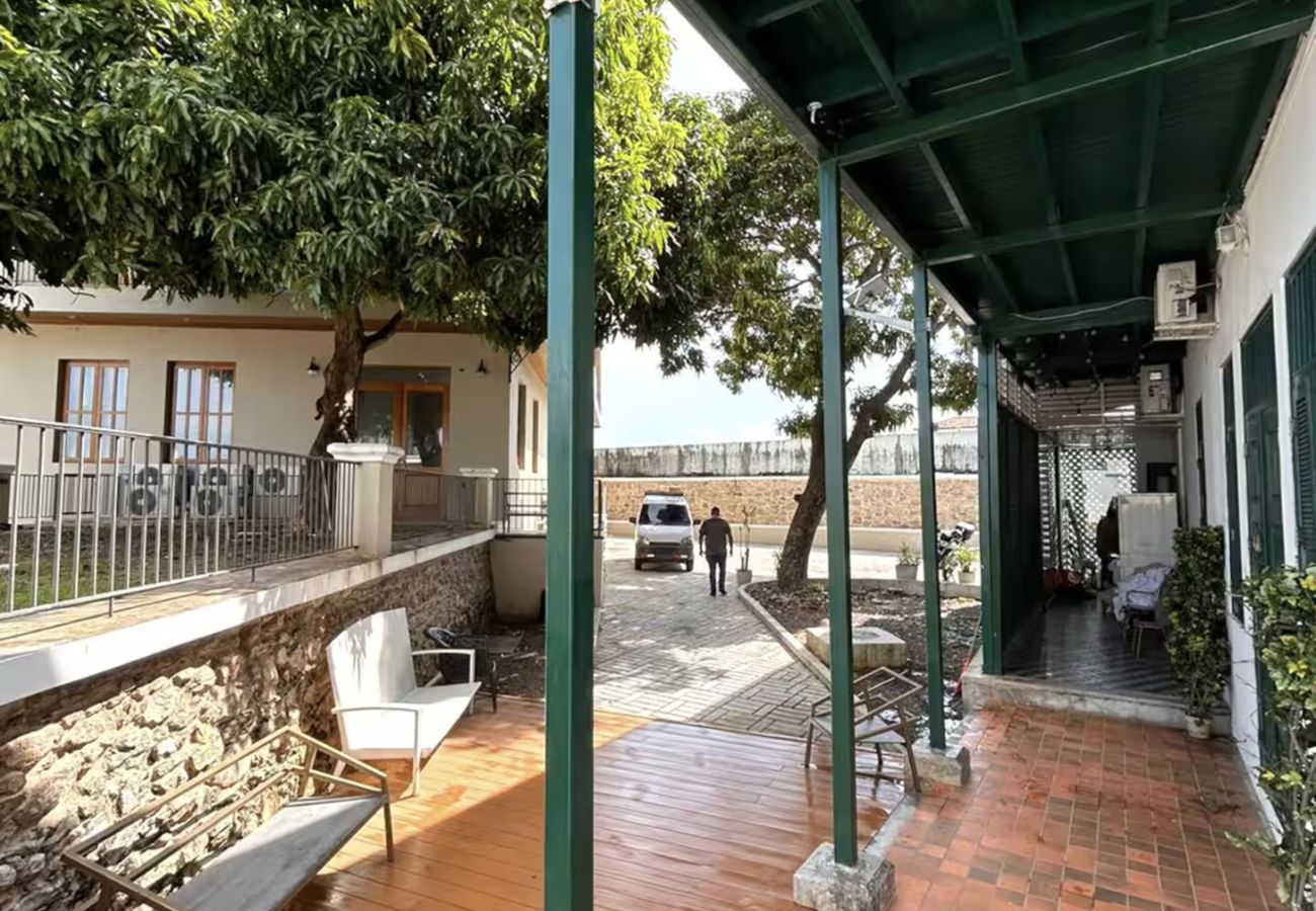Studio in Ciudad de Panamá - 1BR Seaview and Beach Access F7