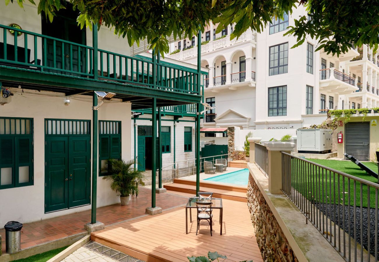 Apartment in Ciudad de Panamá - 1BR Seaview Beach Access F9