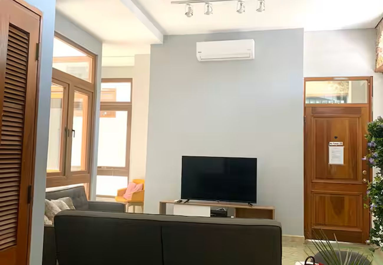 Apartment in Ciudad de Panamá - 1BR Apartment Casco Viejo