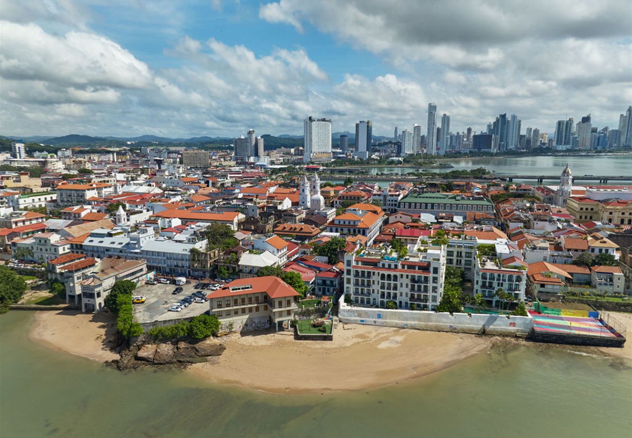 Apartment in Ciudad de Panamá - !BR Seaview and terrace M3