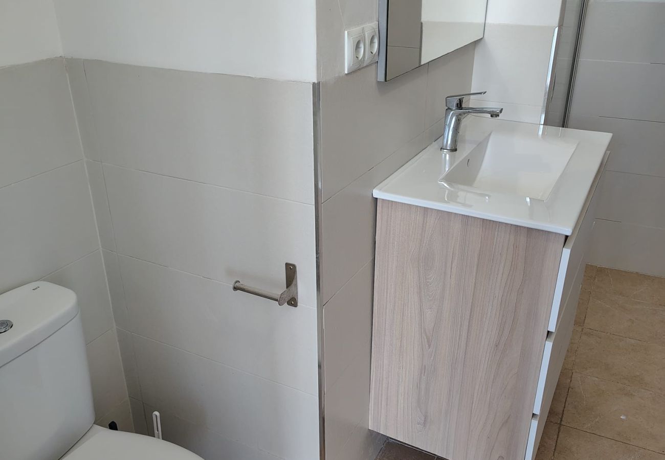 Aparthotel in Valencia / València - Amazing 2 bedroom Atic - C5