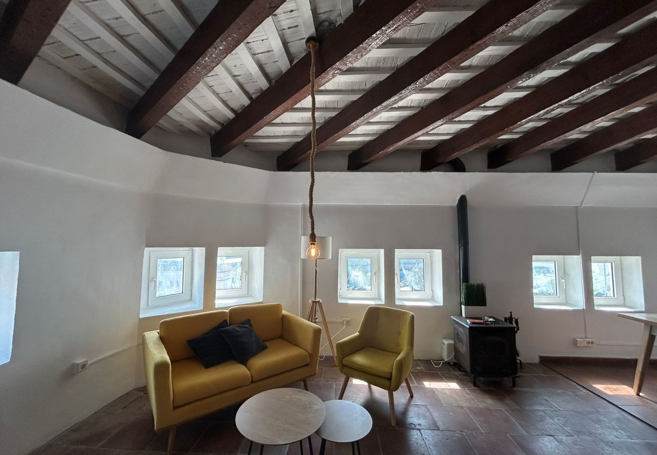 Aparthotel in Valencia / València - Amazing 2 bedroom Atic - C5