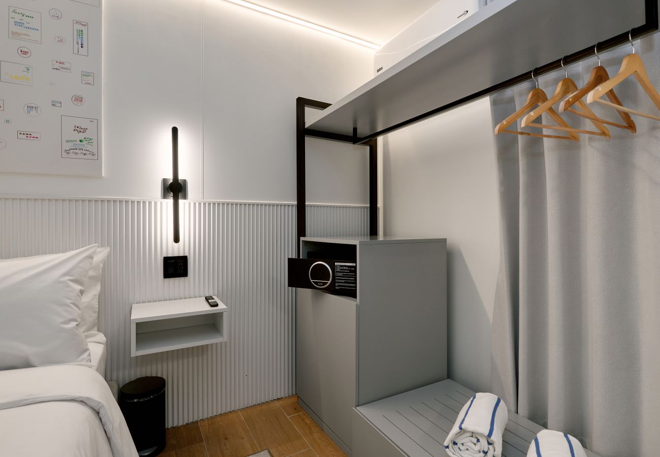 Rent by room in Ciudad de Panamá - Exclusively designed room CG15