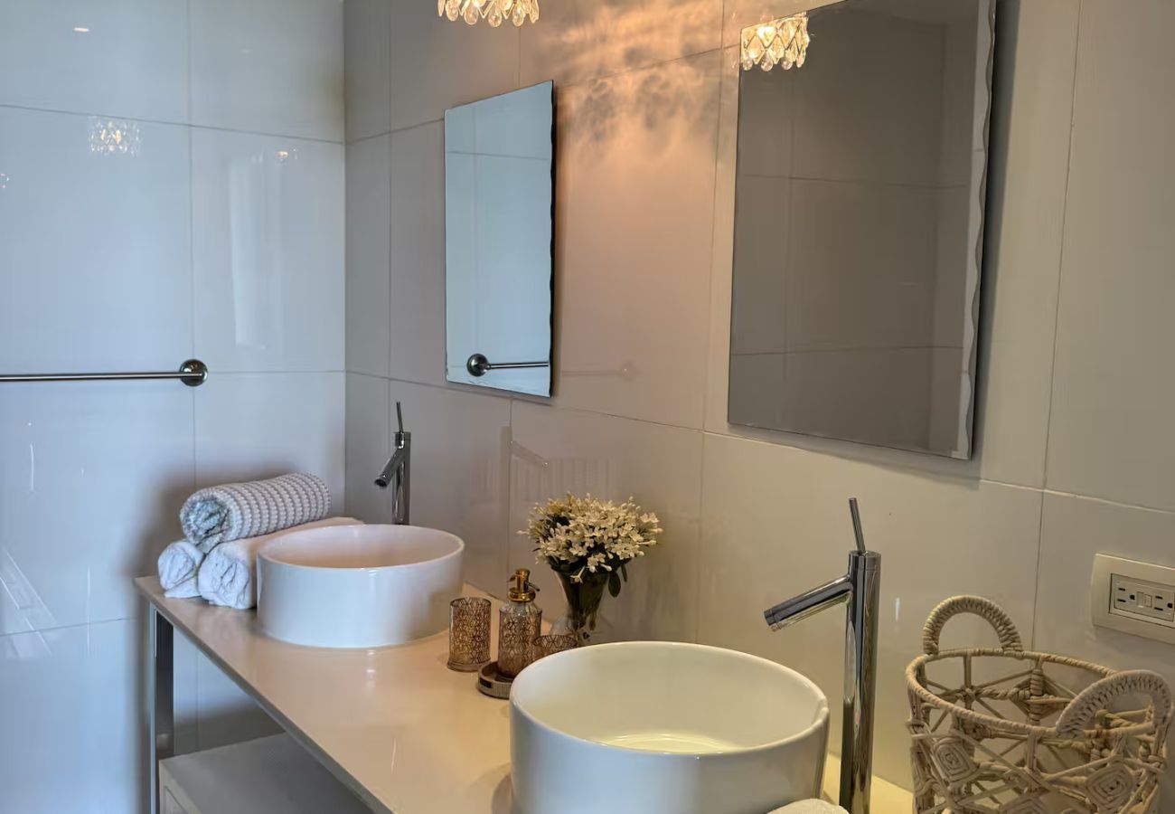 Apartment in Ciudad de Panamá - 2BR/AP PH Yoo 44i – Apartment with Ocean View