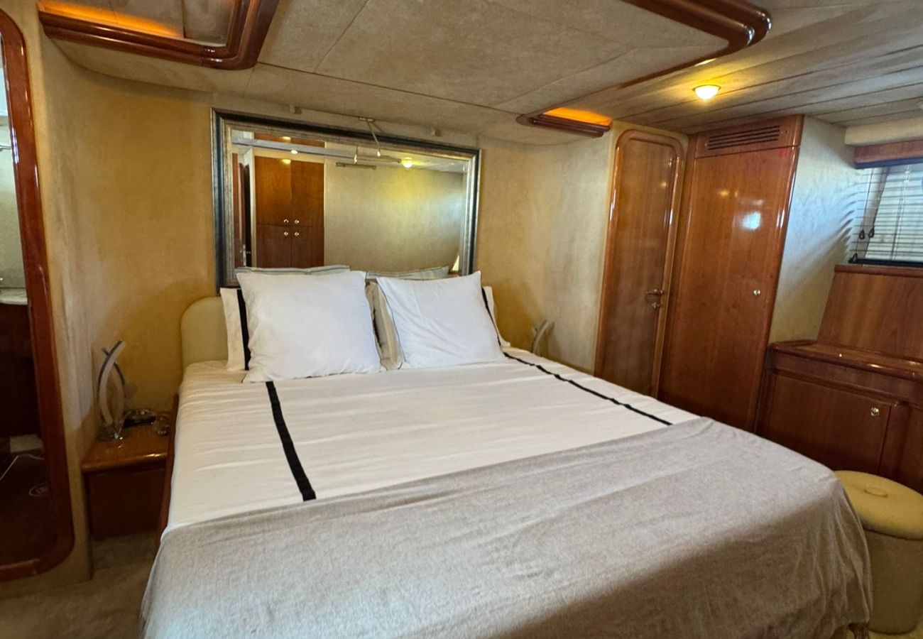 Boat in Marbella - Exclusive luxury yacht