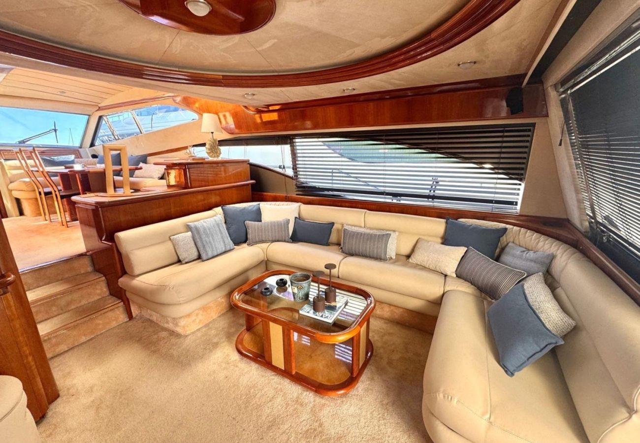 Boat in Marbella - Exclusive luxury yacht