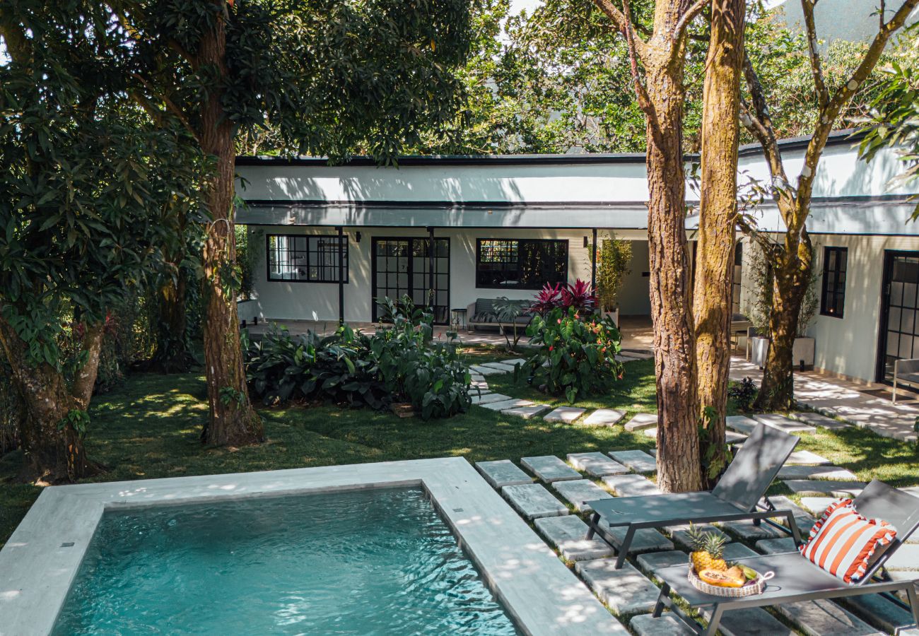 Studio in Valle de Anton - Altavida Lodge · New Studio with Balcony and Pool N3