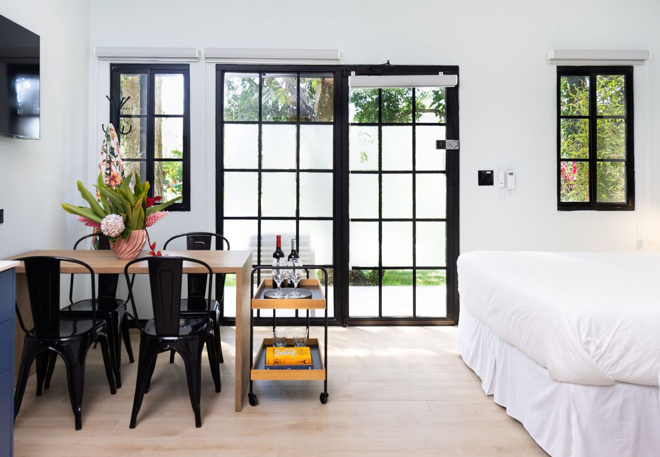 Studio in Valle de Anton - Altavida Lodge · Beautiful New Studio in El Valle · N4