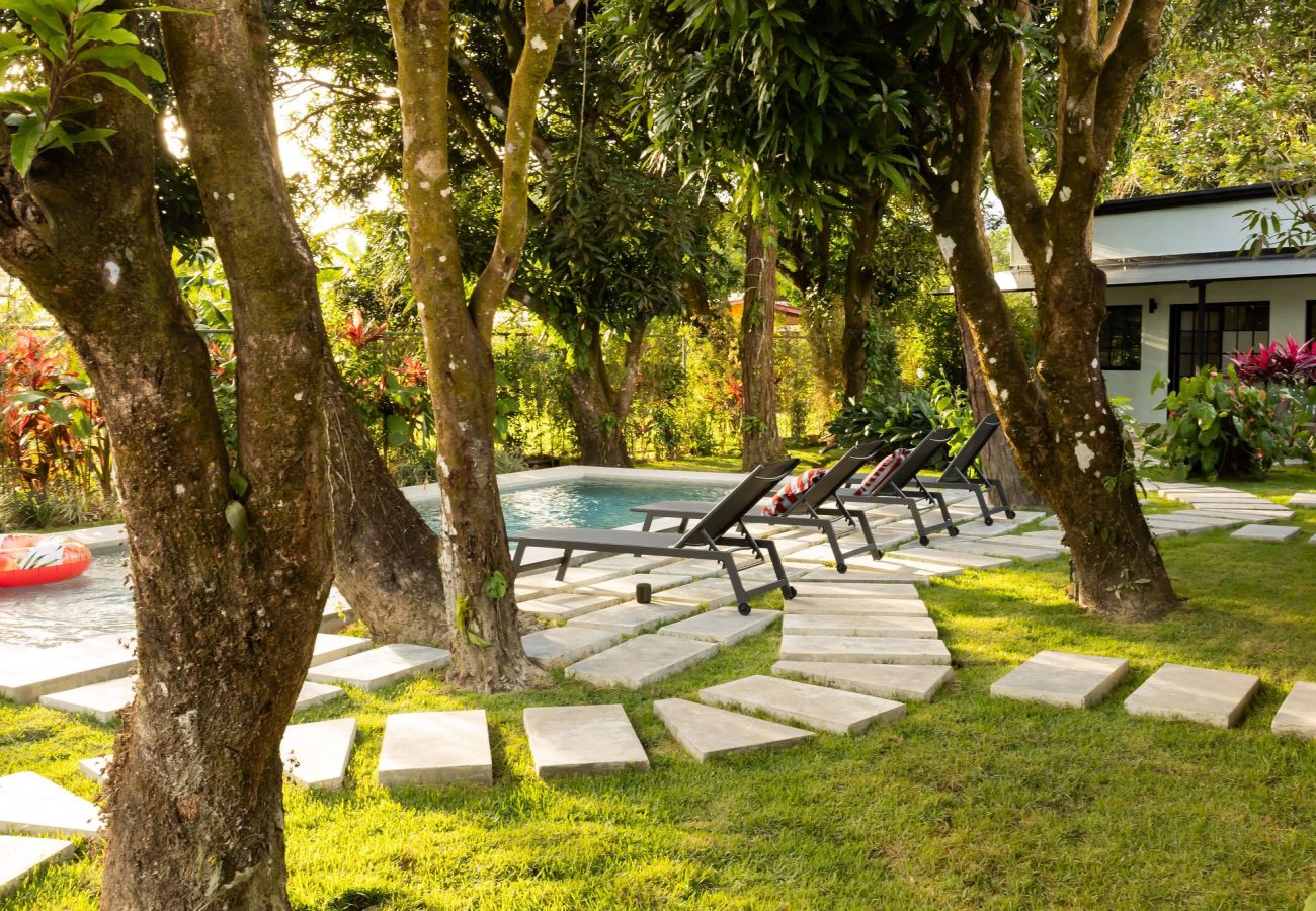 Apartment in Valle de Anton - Altavida Lodge · 2BR Apt with Garden & Pool · N7