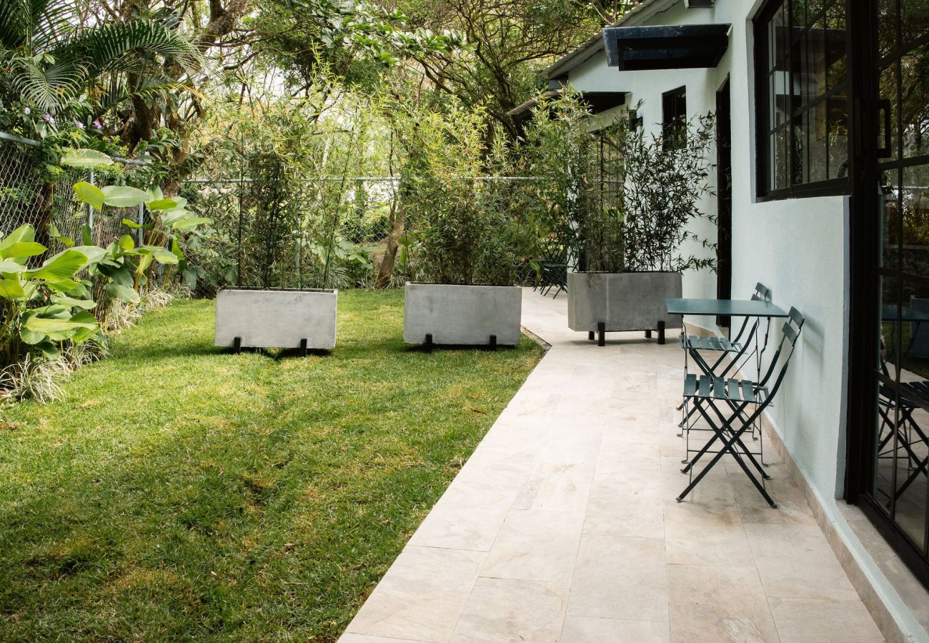 Apartment in Valle de Anton - Altavida Lodge · 2BR Apt with Garden & Pool · N7